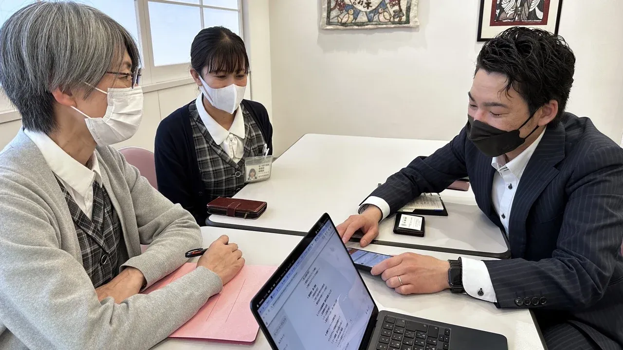地域事業者との相談風景